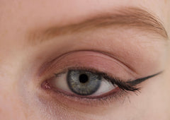 Sombra de ojos mate Arcilla
