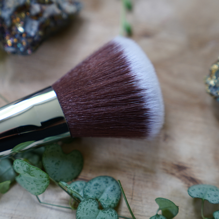 Finishing touch kwast Sier closeup