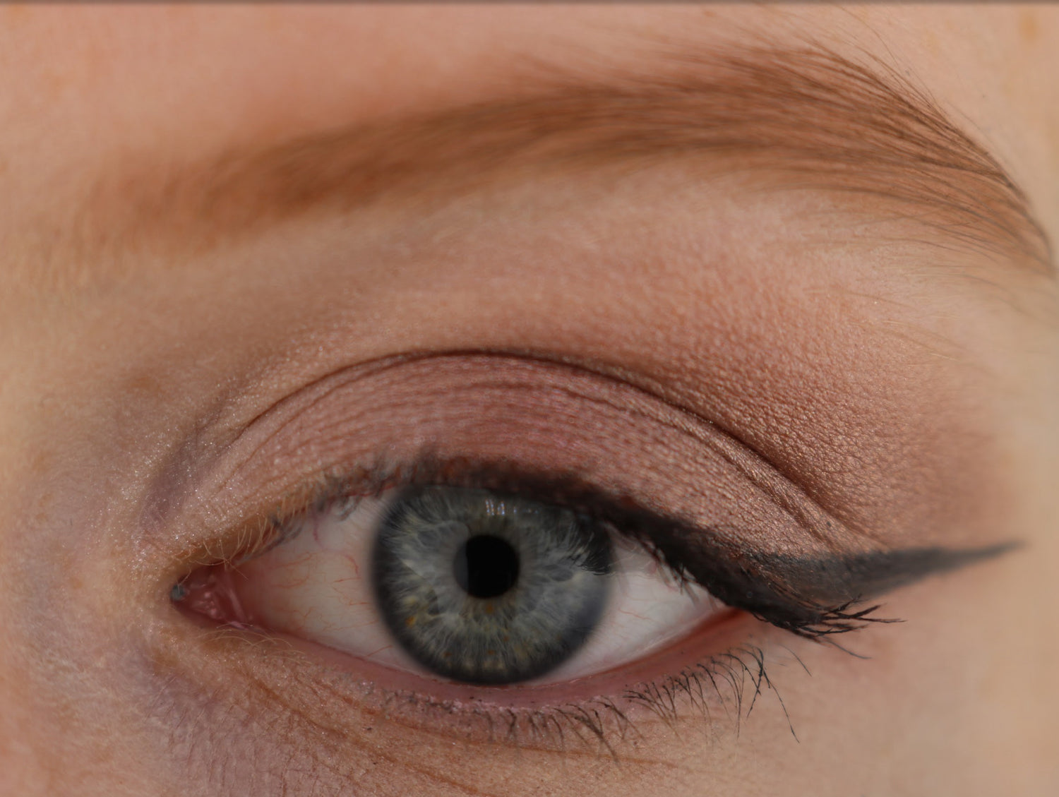 Sombra de ojos Sunburst